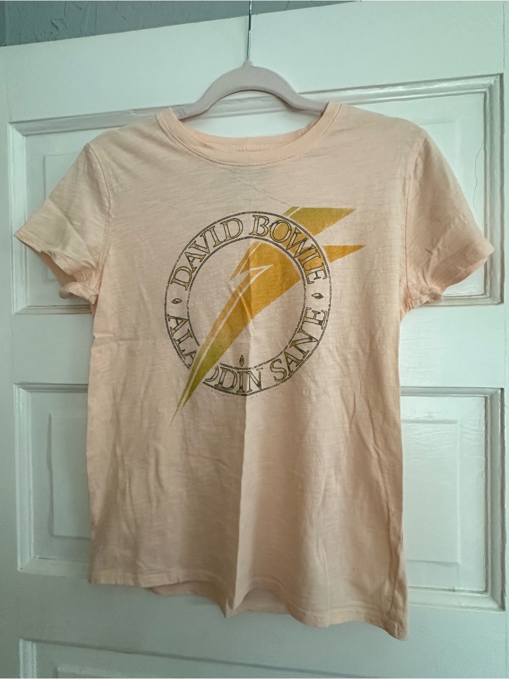 Graphic Tee in Light Peach
